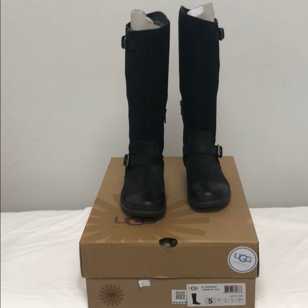 UGG-Thomsen, Authentic, never been used, overstock